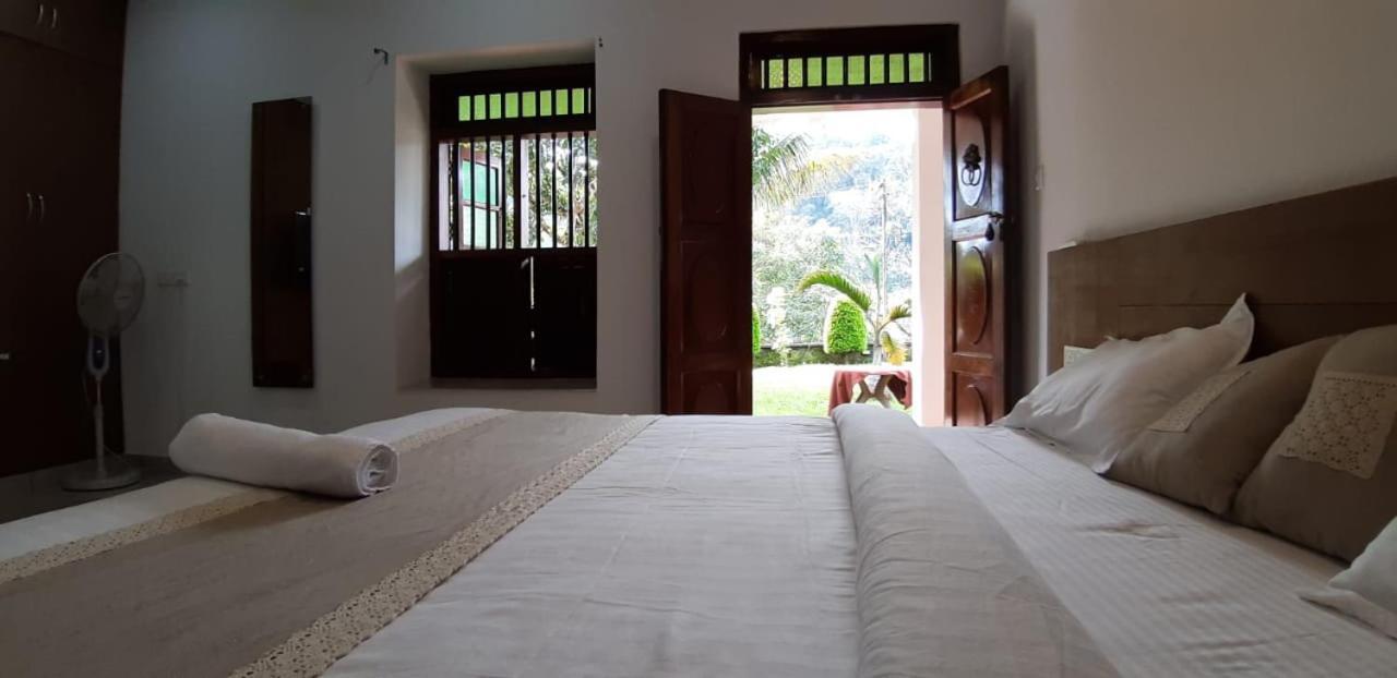 Cassells Jungle Resorts Thekkady Vandiperiyar Bagian luar foto